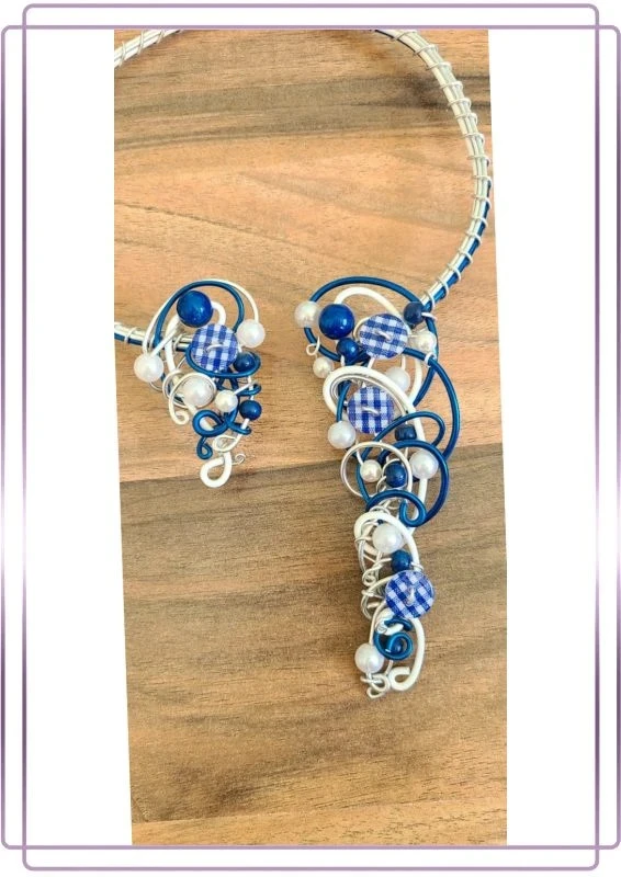 Collar original con hilo de FER y botones – photo 2